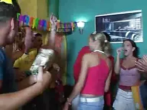 MAMÁ Morena madura l ...