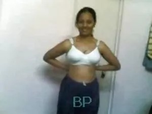 Belleza follando en  ...