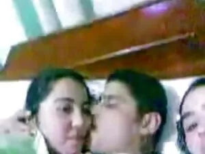 Chico indio arregla  ...